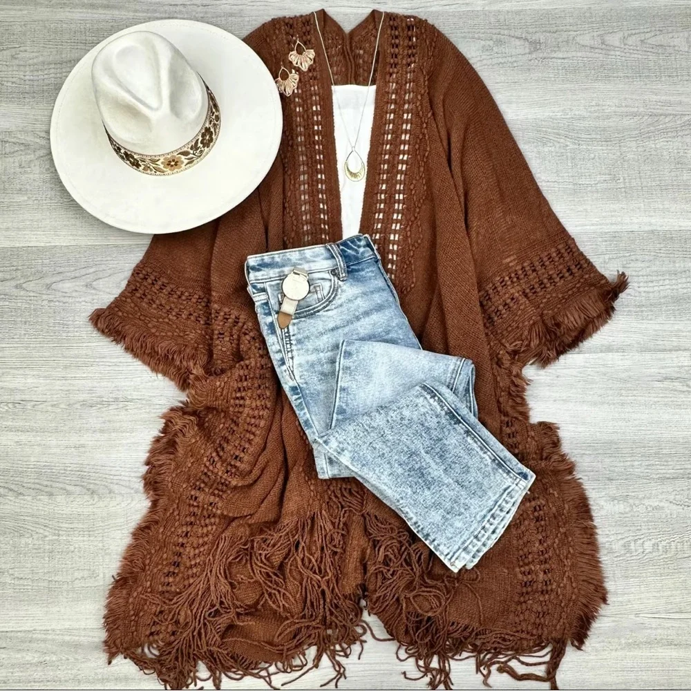 Brown Fringe Shawl-poncho - Picture 5 of 7